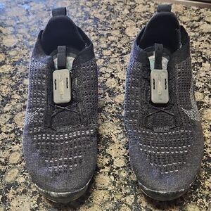 Women's nikes size 10